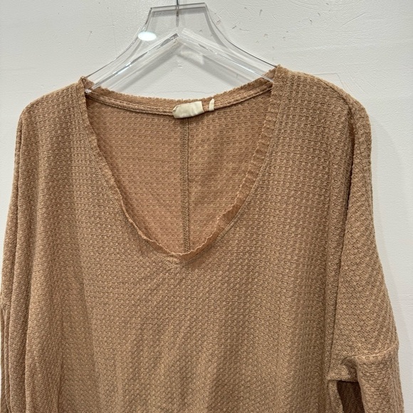 Urban Outfitters Out From Under Waffle Knit Loose Fit Top Tan Small - Picture 3 of 7